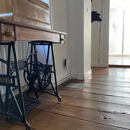 Le Repaire Du Clain 4 Etoiles Pour 14 Personnes Avec Piscine Proche Du Futuroscope 度假居