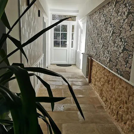 度假居 Le Repaire Du Clain 4 Etoiles Pour 14 Personnes Avec Piscine Proche Du Futuroscope 沙斯讷伊迪普瓦图