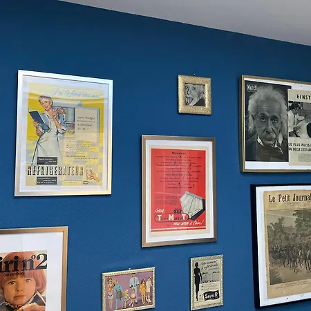 Le Repaire Du Clain 4 Etoiles Pour 14 Personnes Avec Piscine Proche Du Futuroscope 度假居 *