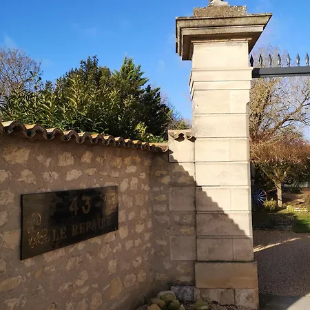 Vakantiehuis Le Repaire Du Clain 4 Etoiles Pour 14 Personnes Avec Piscine Proche Du Futuroscope *