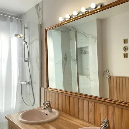 Le Repaire Du Clain 4 Etoiles Holiday home Chasseneuil-du-Poitou