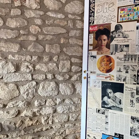 Holiday home Le Repaire Du Clain 4 Etoiles Chasseneuil-du-Poitou