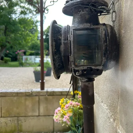 Vakantiehuis Le Repaire Du Clain 4 Etoiles Pour 14 Personnes Avec Piscine Proche Du Futuroscope Chasseneuil-du-Poitou
